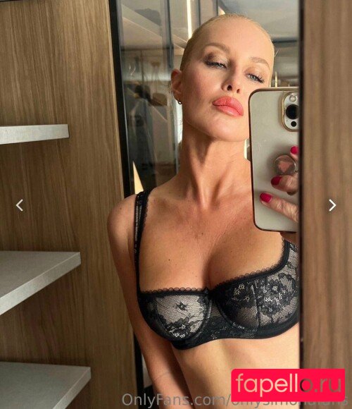 onlysimonafans / simonaaaab Onlyfans Photo Gallery 