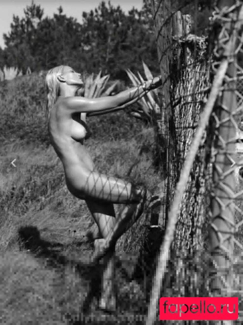 onlysimonafans / simonaaaab Onlyfans Photo Gallery 