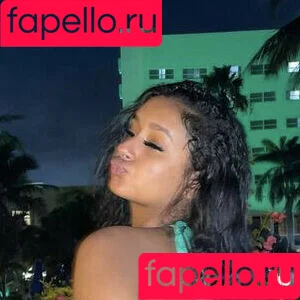 Isyglue / realisyglue Onlyfans Photo Gallery 