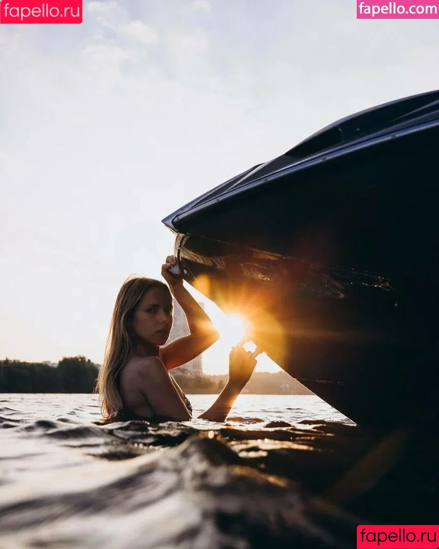 Alena Aganova / alena_night_ / alenka_sold / https: Onlyfans Photo Gallery 