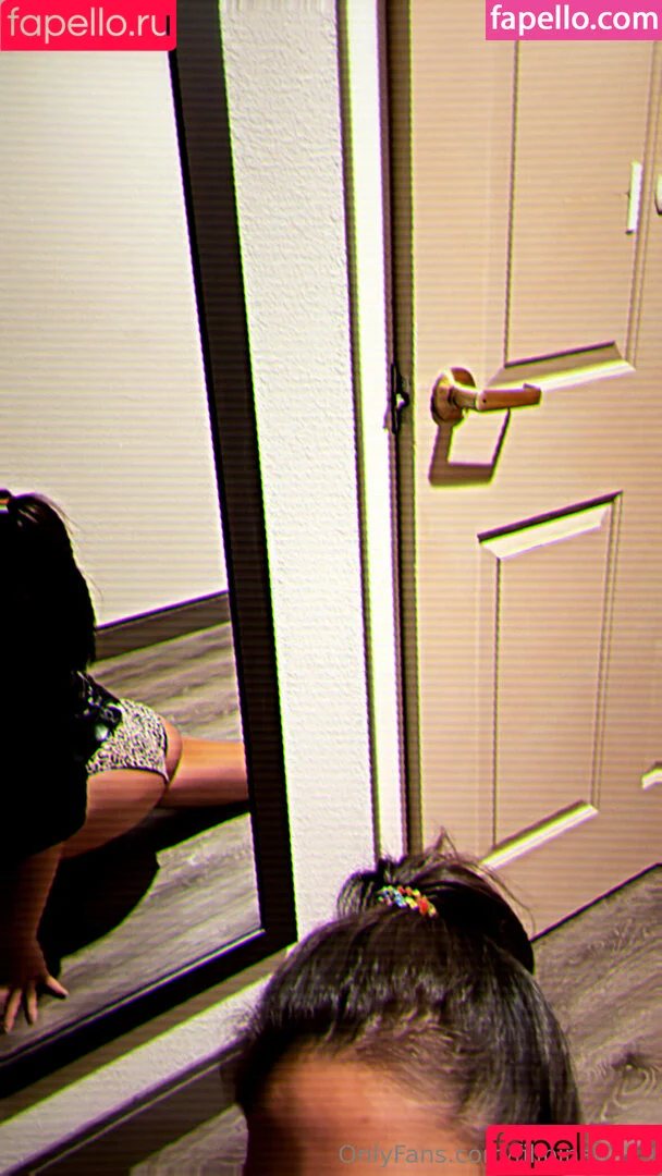 lilly.taiii / lilythaiii Onlyfans Photo Gallery 