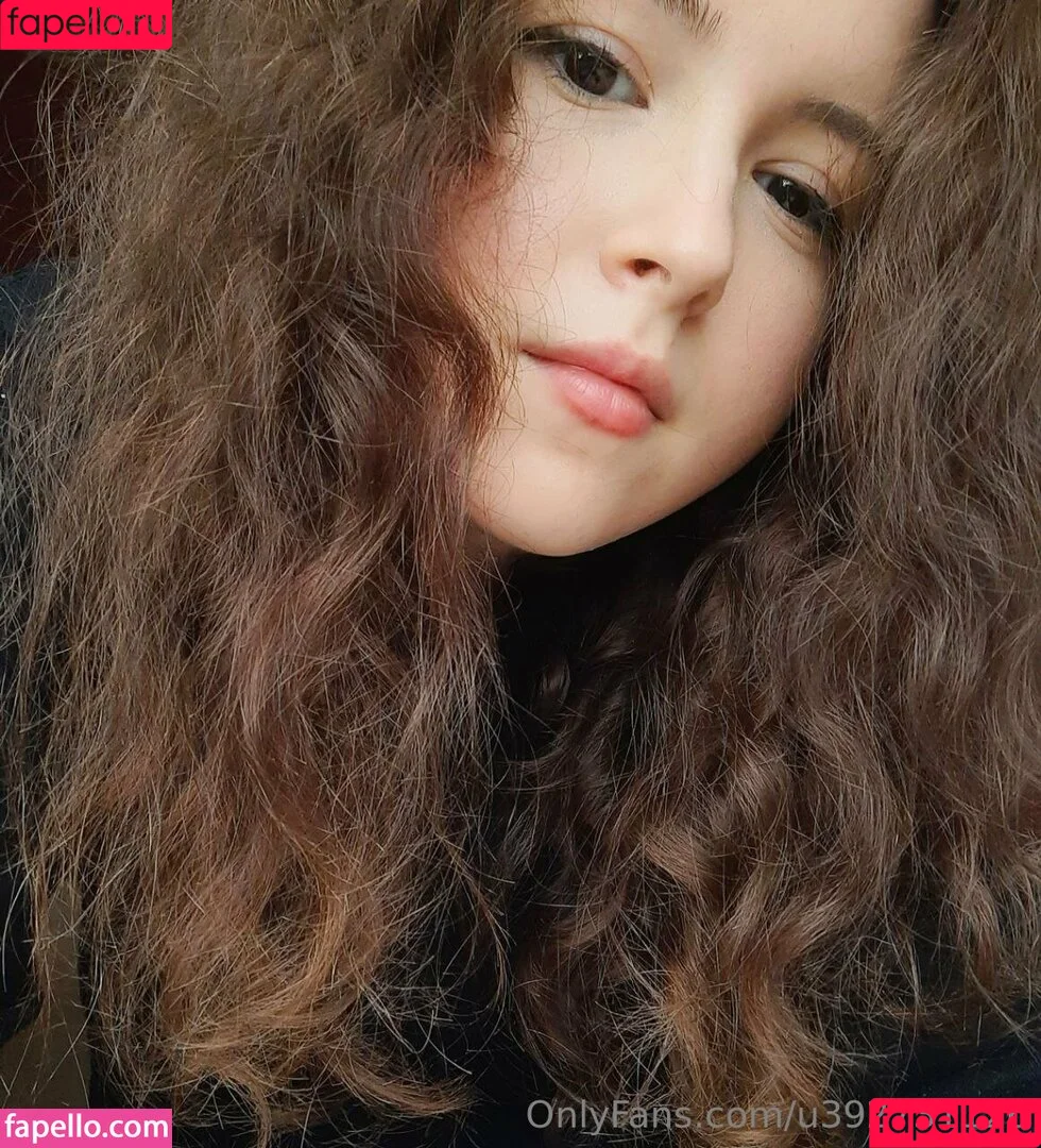 Mona Maria / monamariaa Onlyfans Photo Gallery 