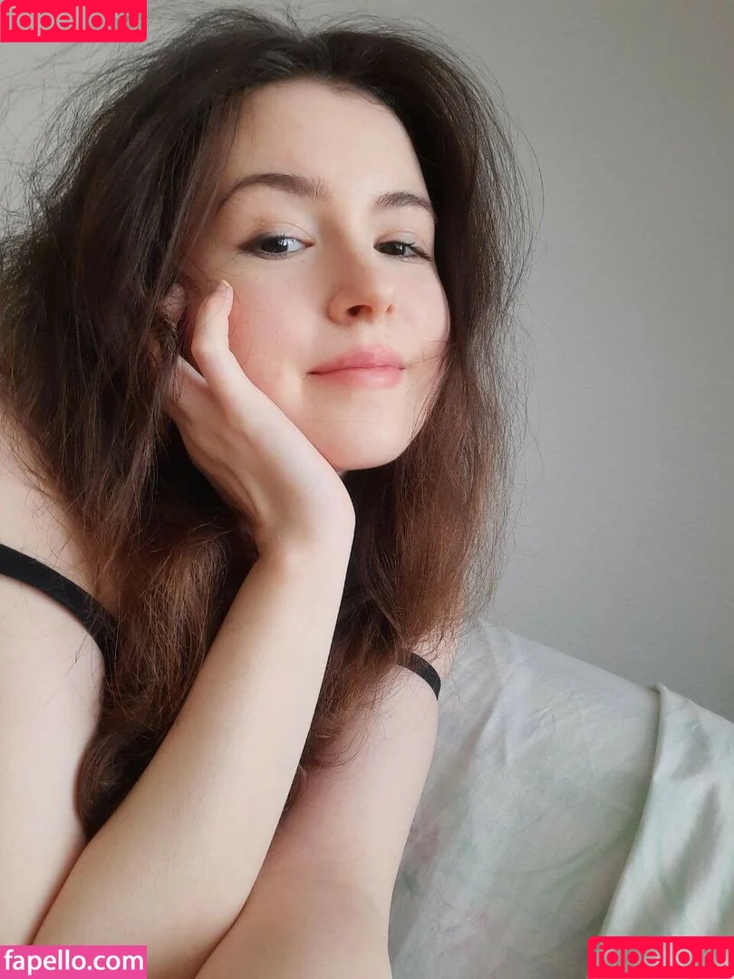 Mona Maria / monamariaa Onlyfans Photo Gallery 