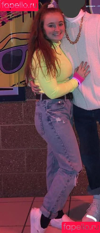 Kennedy Carter / https: / icarter / kennedy.carter Onlyfans Photo Gallery 