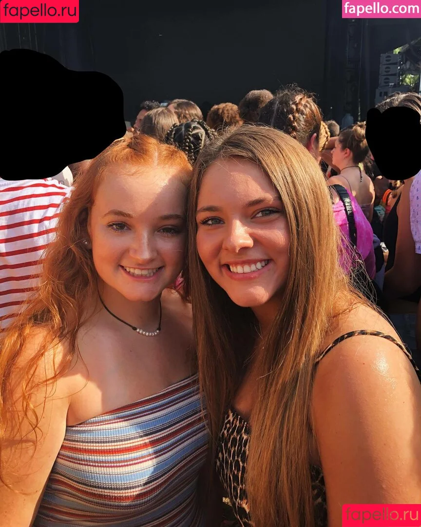 Kennedy Carter / https: / icarter / kennedy.carter Onlyfans Photo Gallery 