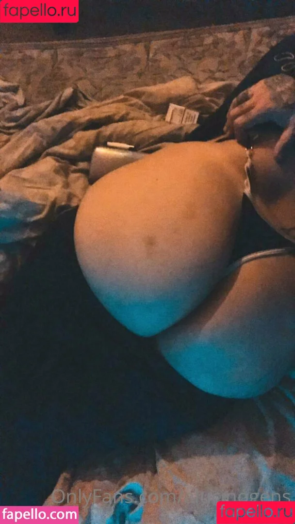 alucinogens Onlyfans Photo Gallery 