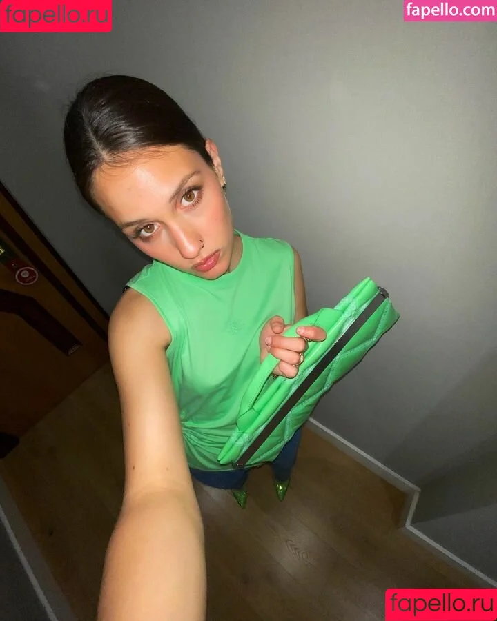 Sabela OT / aliceeee_watson / sabelamusic_ Onlyfans Photo Gallery 