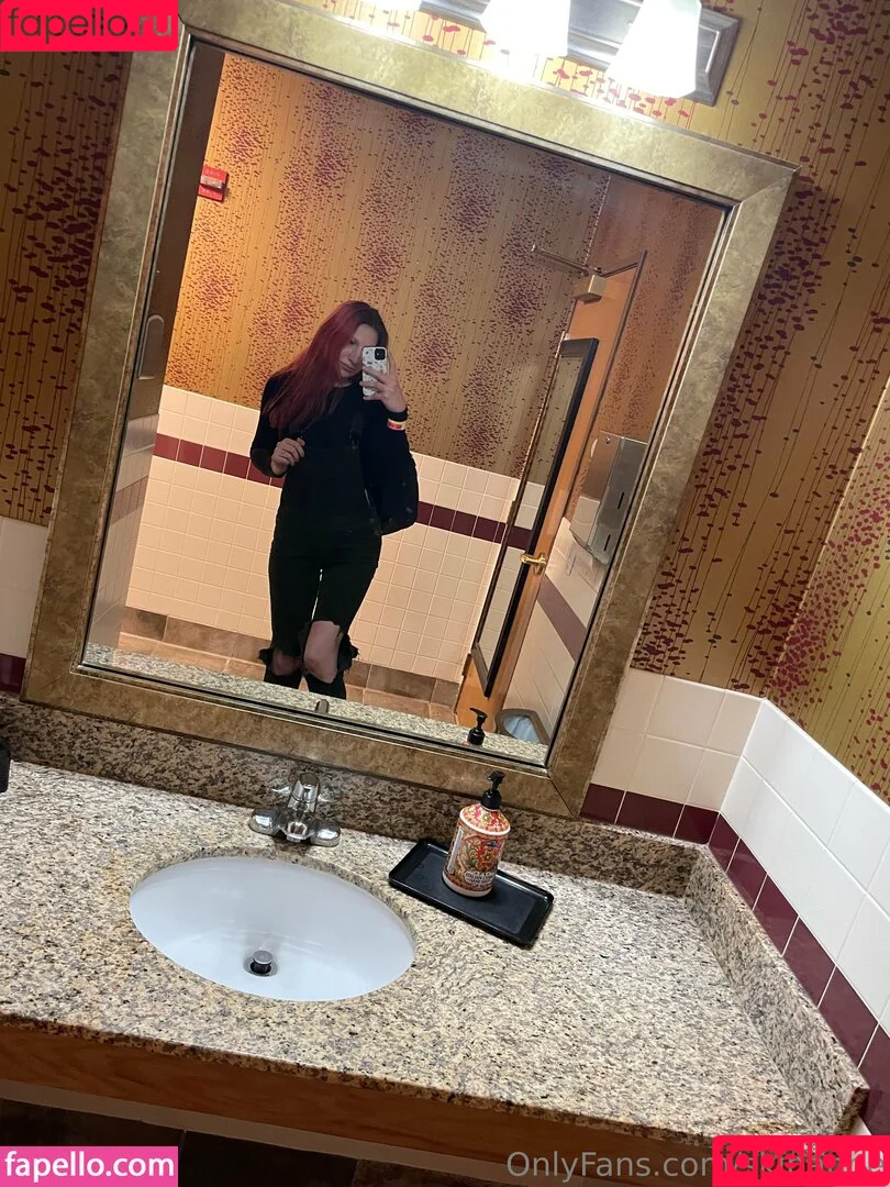 skipanne / skipannie Onlyfans Photo Gallery 