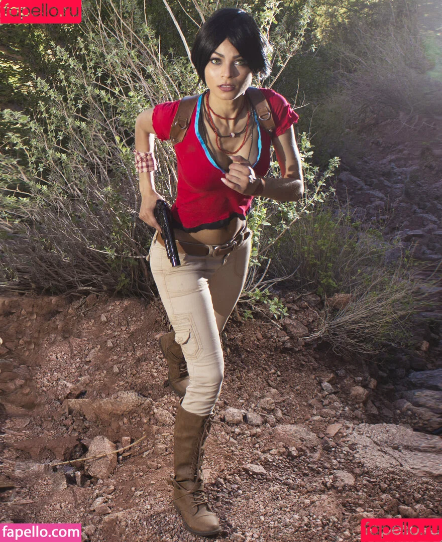 saramoni / saramonicosplay Onlyfans Photo Gallery 