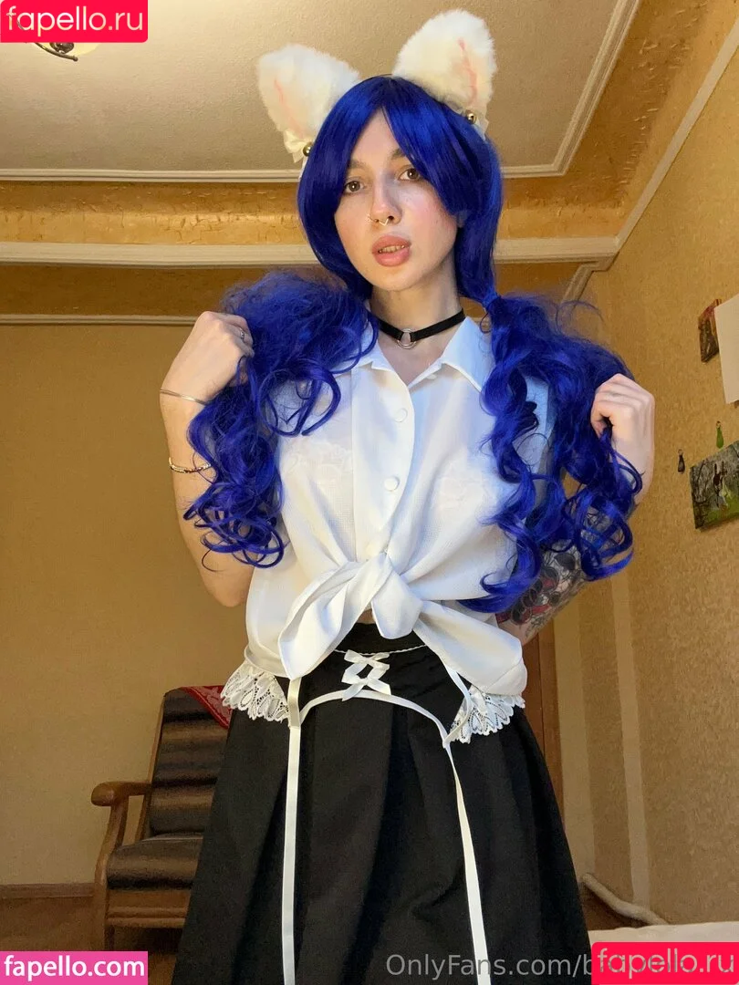 babysaralux Onlyfans Photo Gallery 