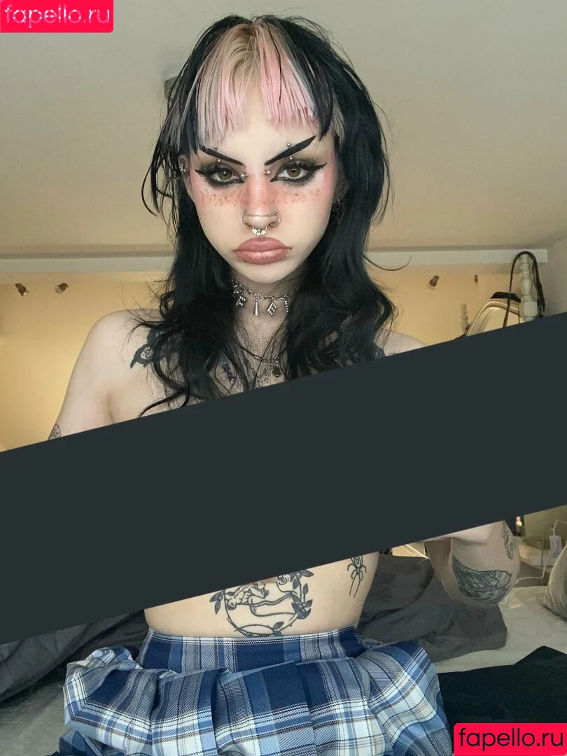 grumpfairy / kittyfairie Onlyfans Photo Gallery 