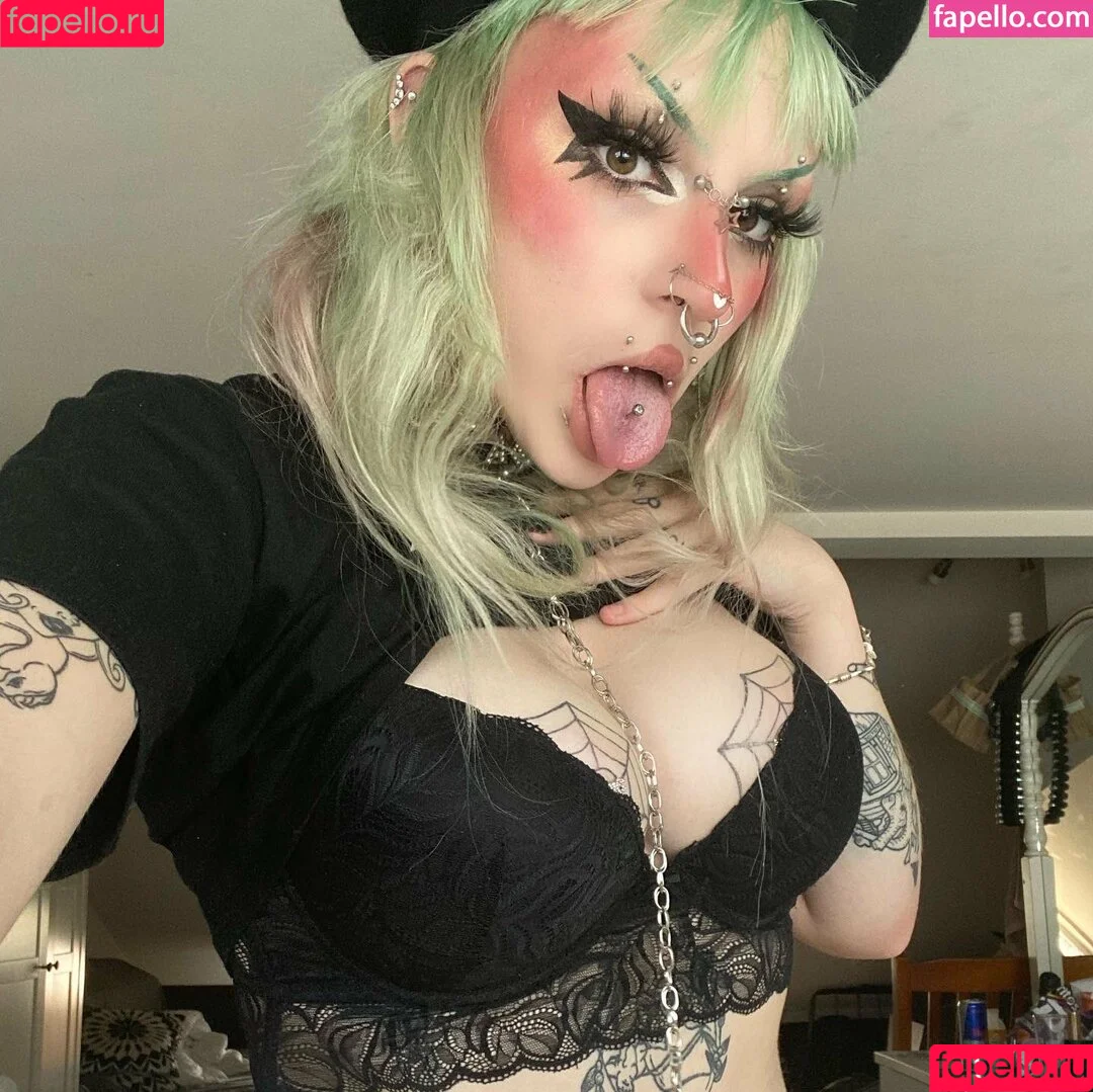 grumpfairy / kittyfairie Onlyfans Photo Gallery 