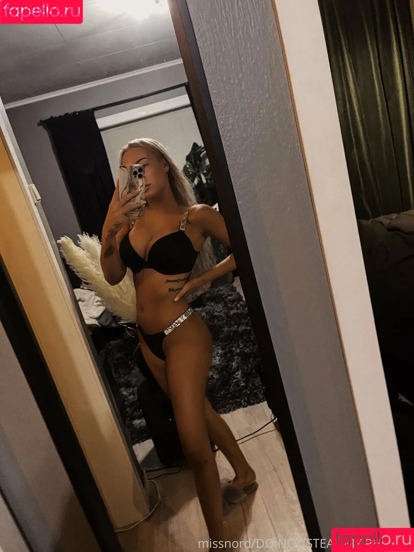 stepsisjojo / stepsisjulia Onlyfans Photo Gallery 