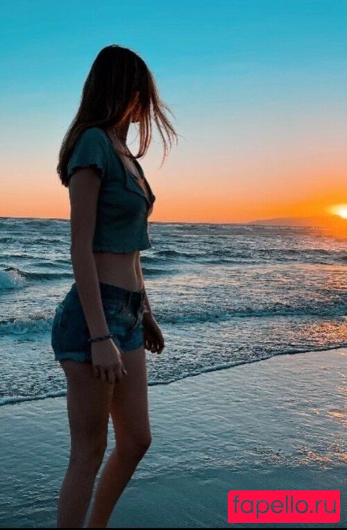 AmbryDear / BabyBean98 / bbybeanbby / iluvbeann Onlyfans Photo Gallery 