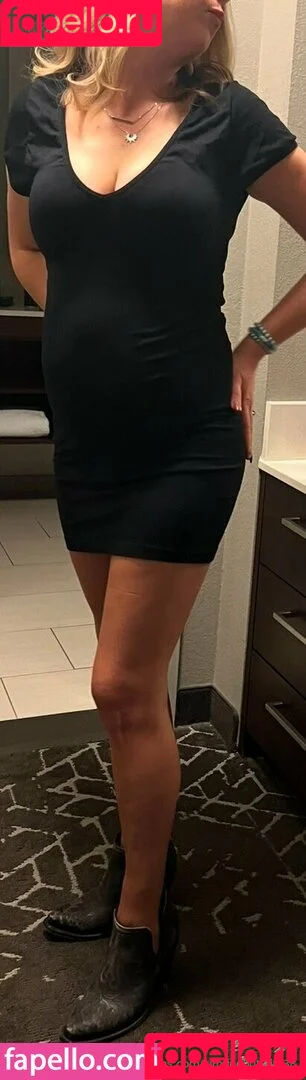 syndeehotwife38 Onlyfans Photo Gallery 