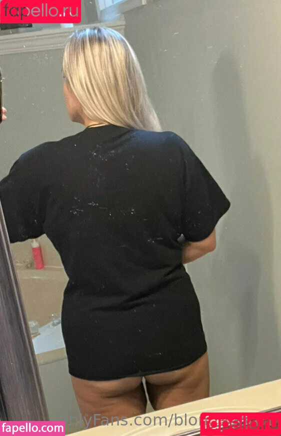 Blondegoth1 Onlyfans Photo Gallery 