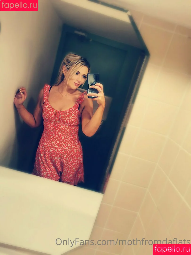 Session Moth Martina / mothfromdaflats / session_moth_martina / sessionmoth Onlyfans Photo Gallery 