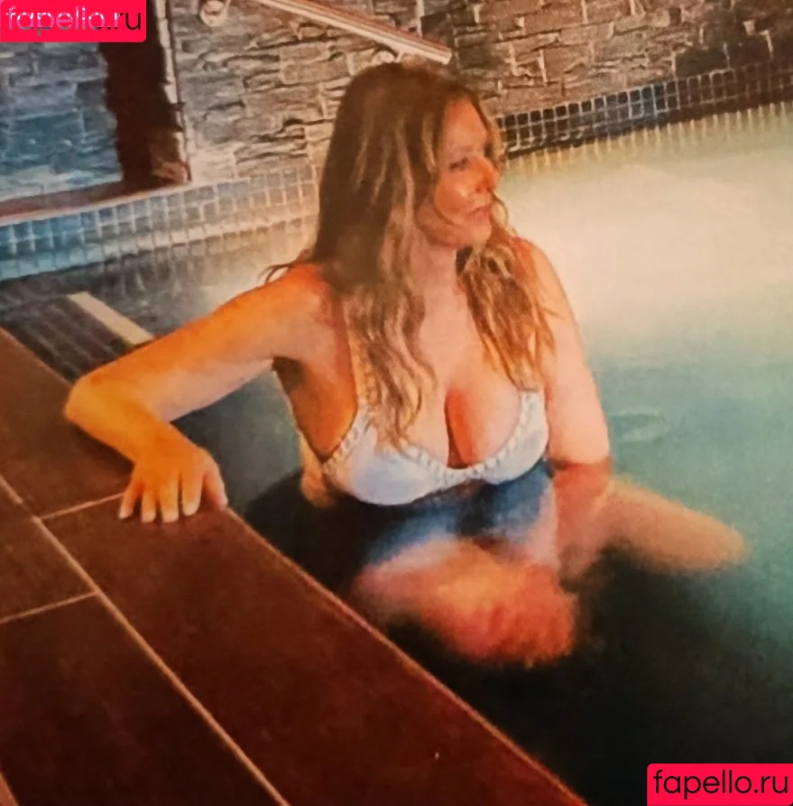 Carol Vorderman / carolvorders Onlyfans Photo Gallery 