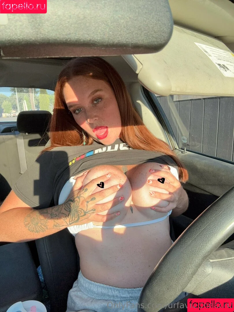 urfavredheadgf Onlyfans Photo Gallery 