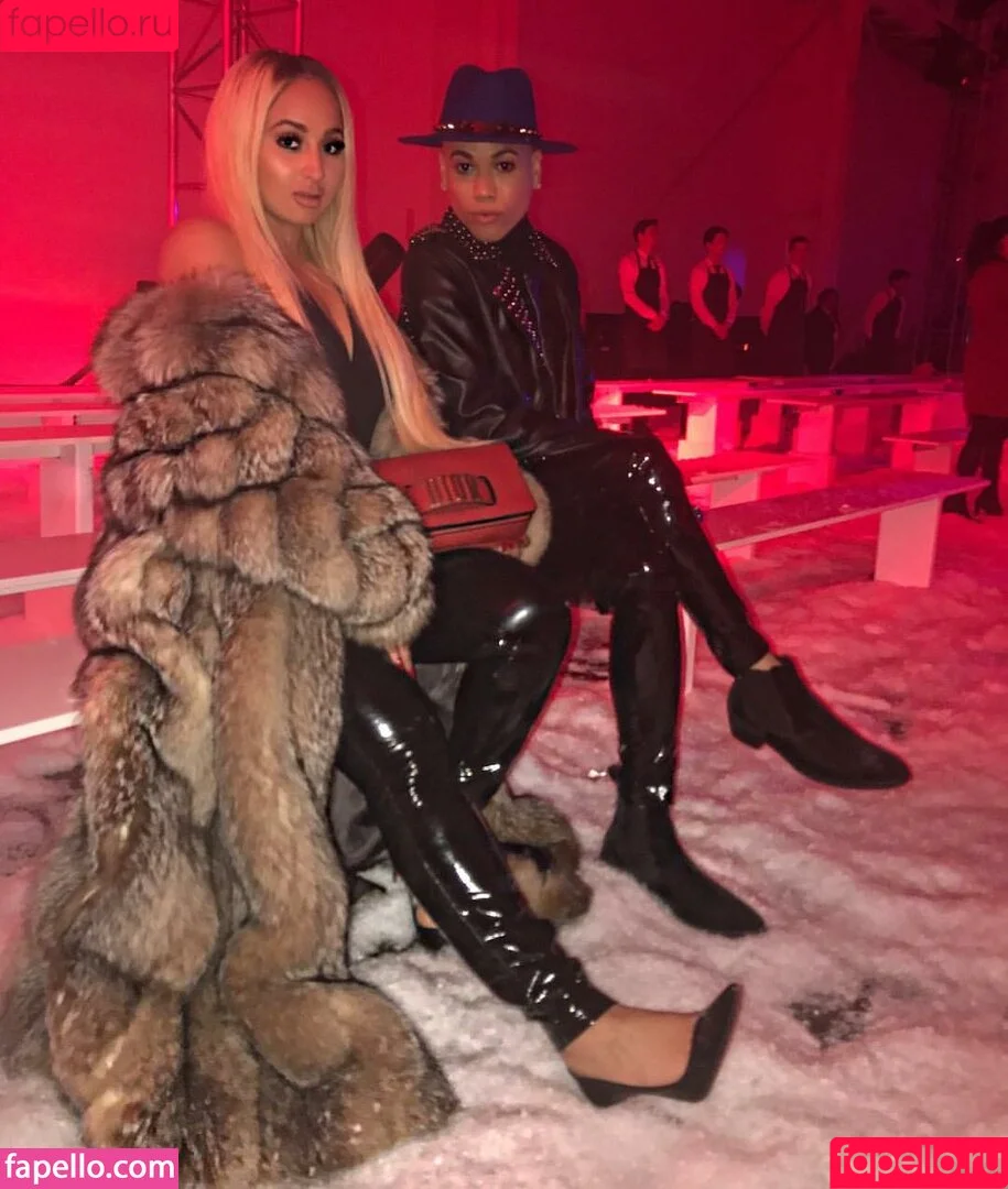 Jojo / https: / joannvdherik / jojozarur / xoxojojo Onlyfans Photo Gallery 