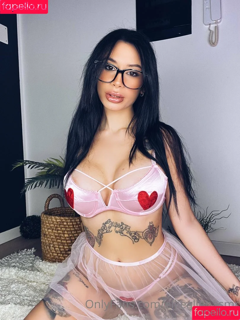 Ellie Alien / ellie.alien.asmr / elliealienasmr Onlyfans Photo Gallery 