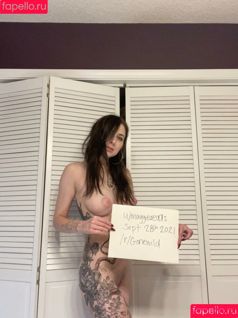 maggiereads / u53870759 Onlyfans Photo Gallery 