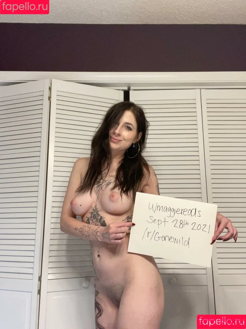 maggiereads / u53870759 Onlyfans Photo Gallery 