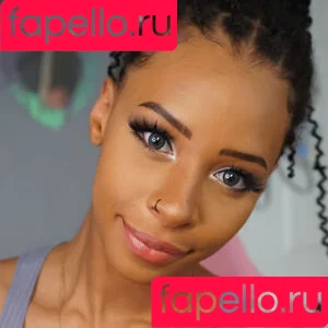 Ahquamarine / https: / popular Onlyfans Photo Gallery 