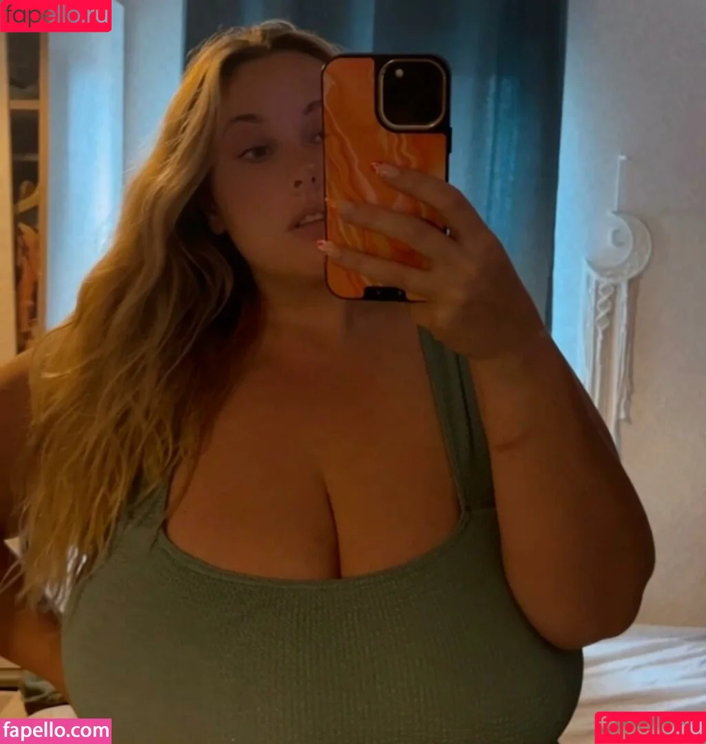 juiceefruitee / juicyfruitxoxo Onlyfans Photo Gallery 