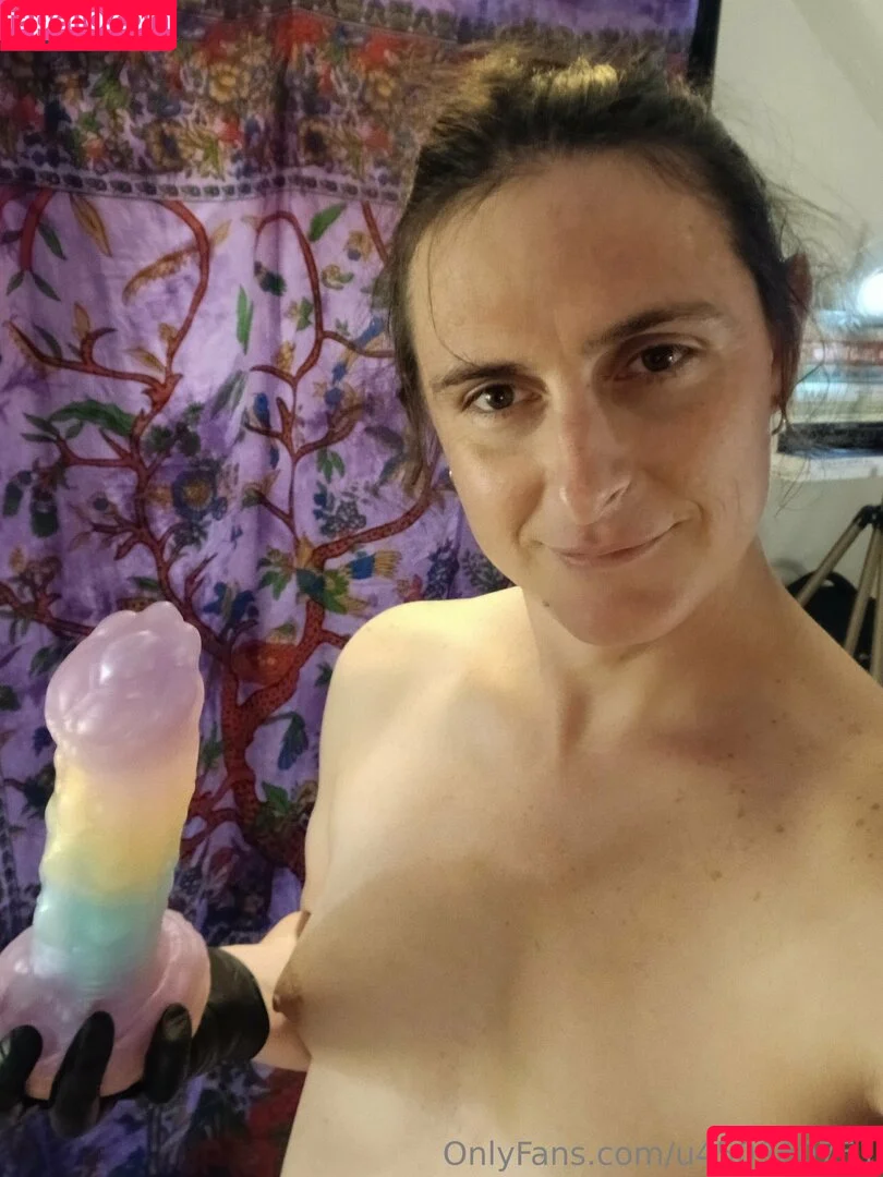 alycattt / alykat-ts Onlyfans Photo Gallery 