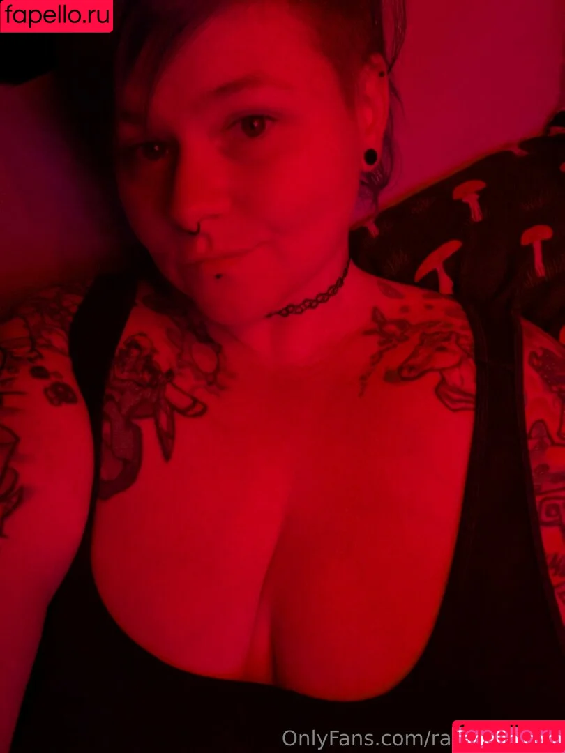 rainbow_zilla / rainbowzilla87 Onlyfans Photo Gallery 