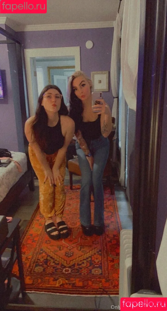 imbxbyxo / imbxbyxx Onlyfans Photo Gallery 