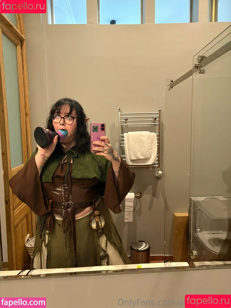 alice.cookiee / alicecookvip Onlyfans Photo Gallery 