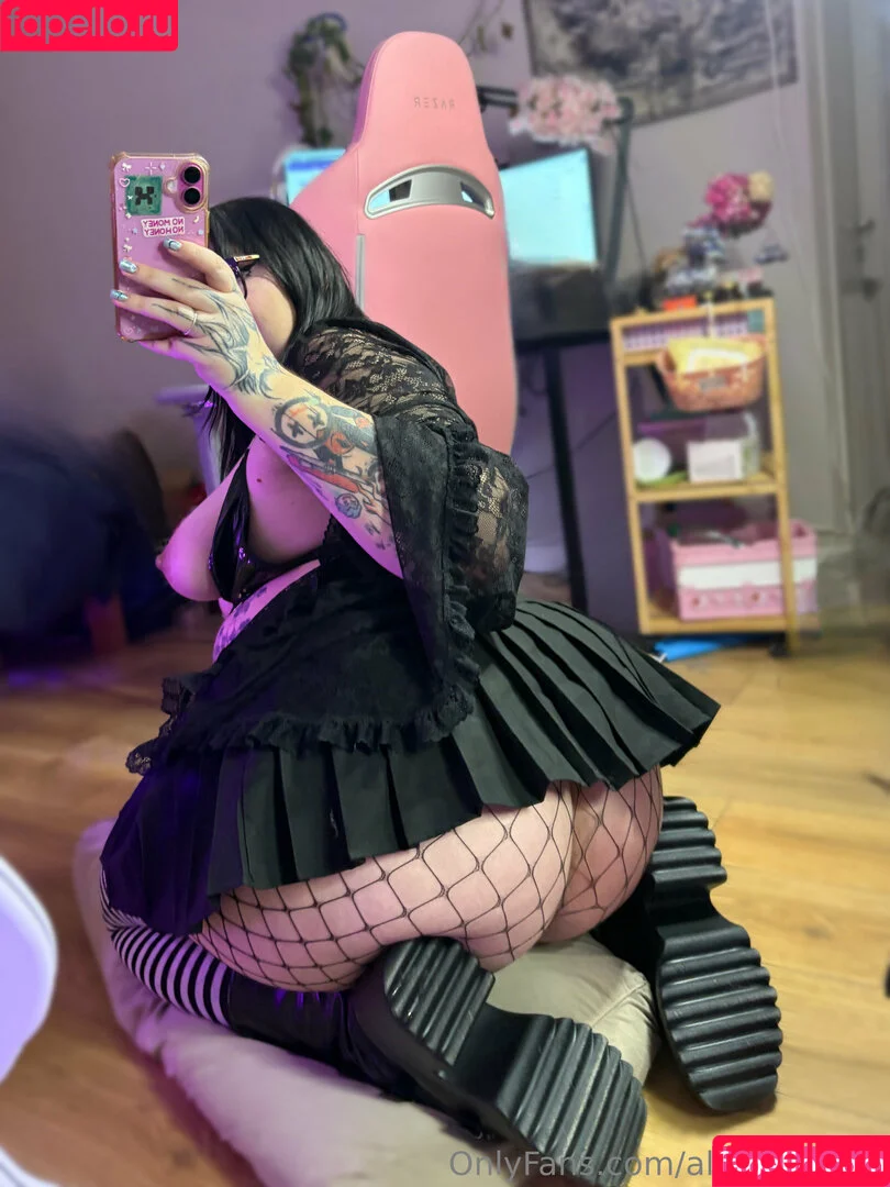 alice.cookiee / alicecookvip Onlyfans Photo Gallery 