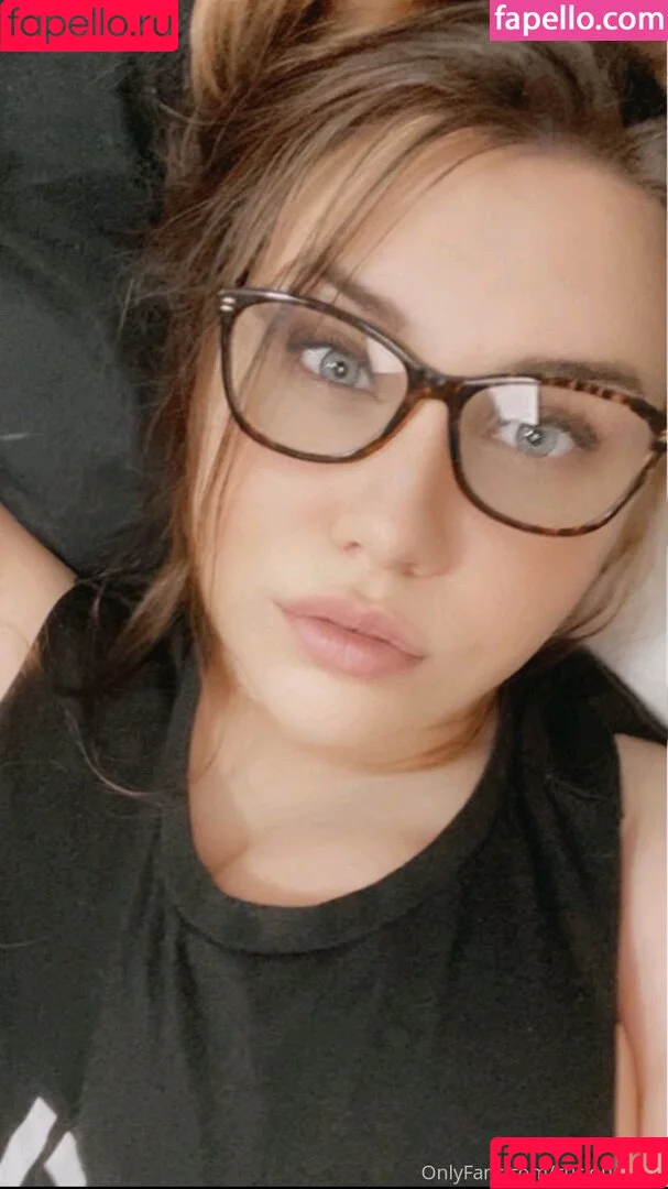 Curioussxox Onlyfans Photo Gallery 