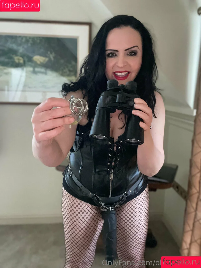 obeyladymk / obeyladymk_ Onlyfans Photo Gallery 