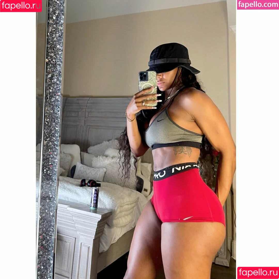 theonly.ari / theonly_ari.b Onlyfans Photo Gallery 