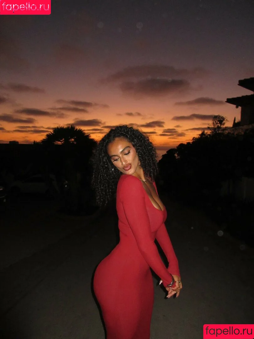 Imangharram / arabianprincessx / imang Onlyfans Photo Gallery 