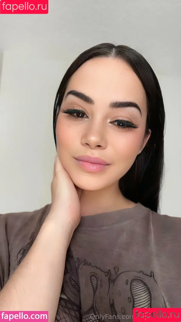 belle.kamiko Onlyfans Photo Gallery 