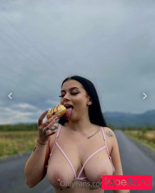 AndreeaKg19 / andrepaez19 Onlyfans Photo Gallery 