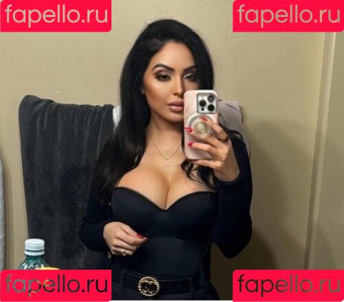 msmichellemamii / msmichellemamiixoxo Onlyfans Photo Gallery 