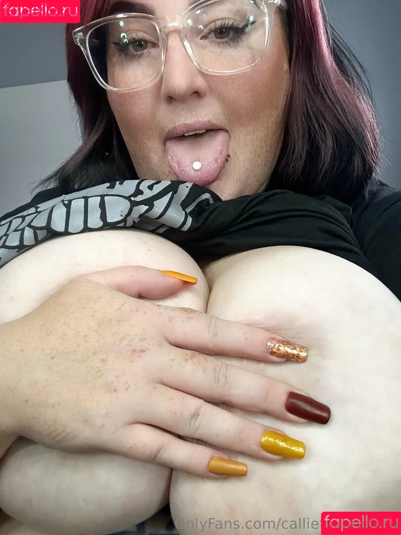 calliefoskeyart / calliefoxbriefree Onlyfans Photo Gallery 