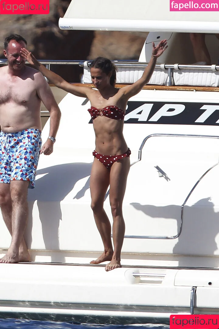 Alicia Vikander / aliciavikanderdaily Onlyfans Photo Gallery 