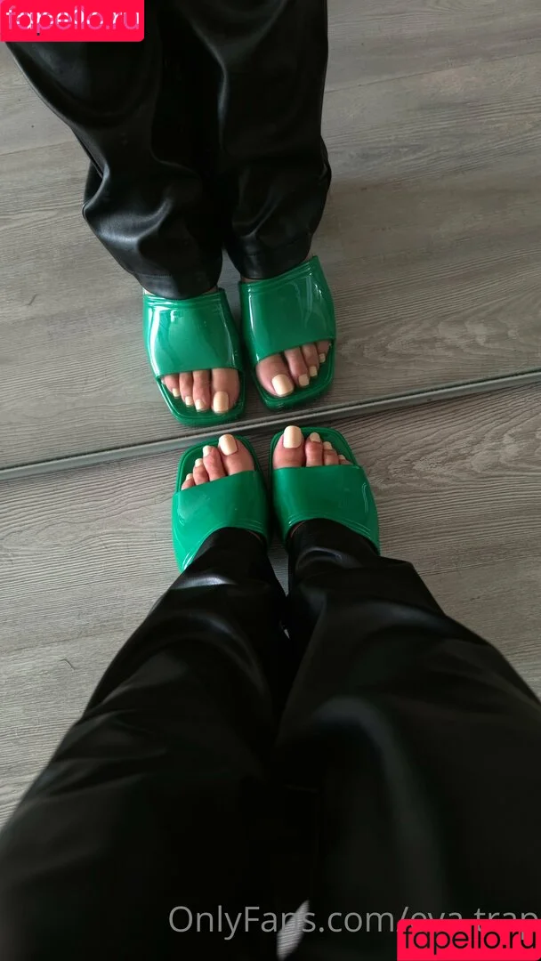 asstini Onlyfans Photo Gallery 