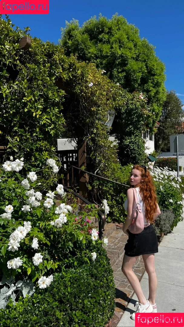 Francesca Capaldi / francescacapaldi Onlyfans Photo Gallery 