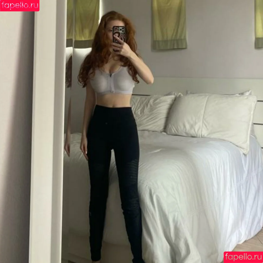 Francesca Capaldi / francescacapaldi Onlyfans Photo Gallery 
