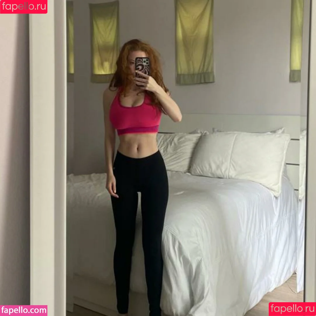 Francesca Capaldi / francescacapaldi Onlyfans Photo Gallery 