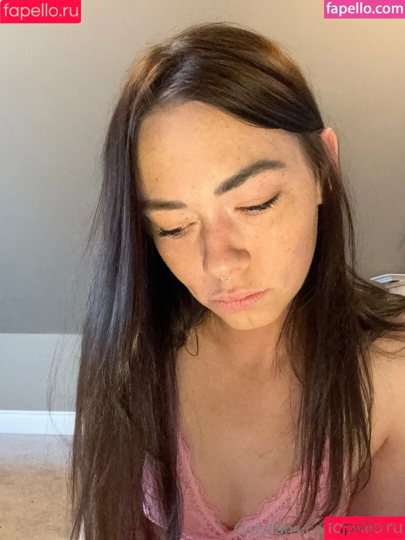 rosewild / rosewildfargo Onlyfans Photo Gallery 