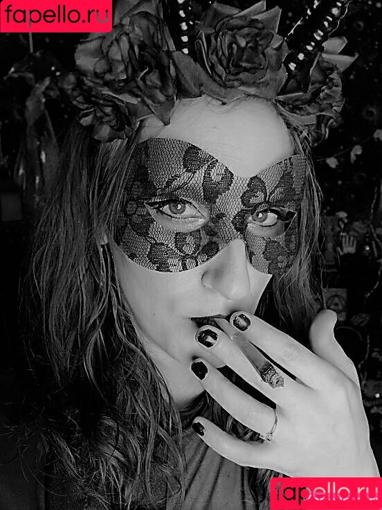 flame.nymph / flamenymph Onlyfans Photo Gallery 