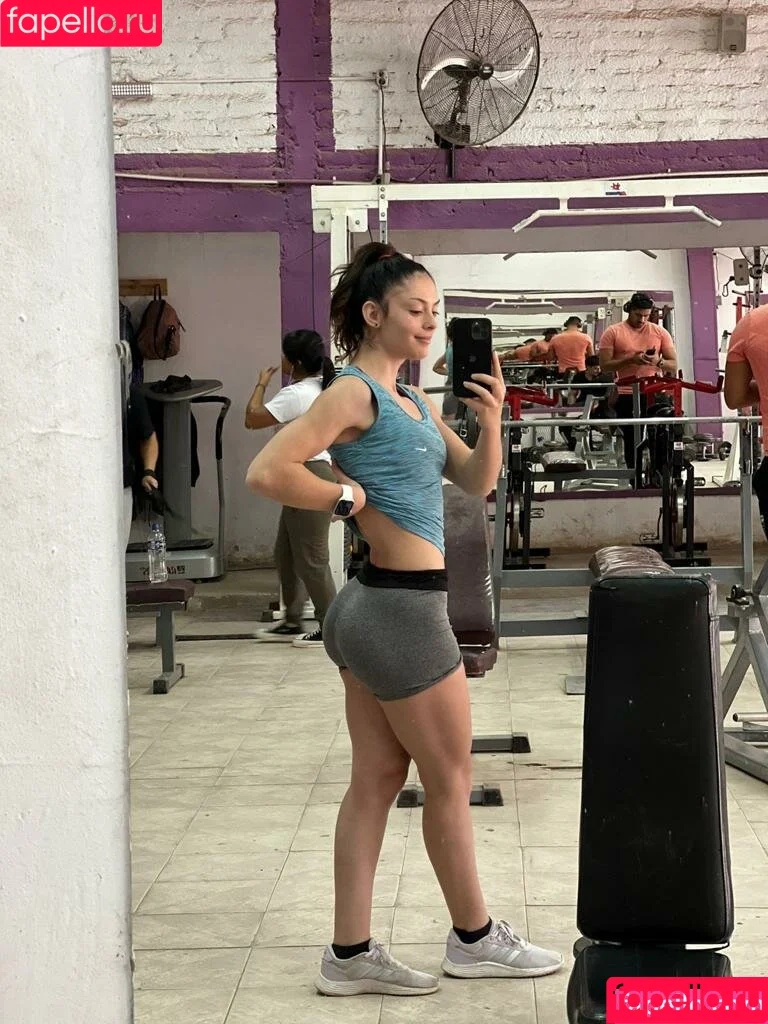 Scarlett Fox / https: / scarlett_fox_modelling / scarlett_foxxx / scarlettfoxvip Onlyfans Photo Gallery 